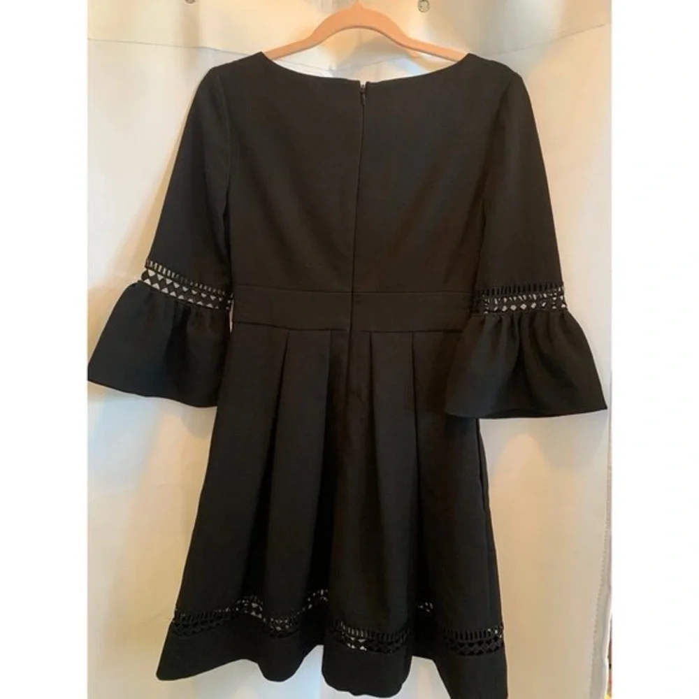 Eliza J Black Bell Sleeve Dress Sz 0P - Picture 1 of 4